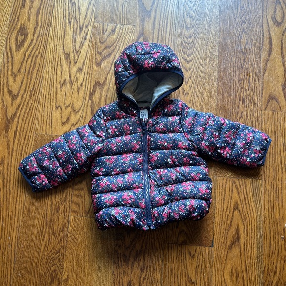 BabyGAP puffer coat - Picture 1 of 3